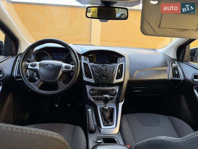 Универсал Ford Focus 2014 в Львове фото 80 Универсал Ford Focus 2014 в Львове