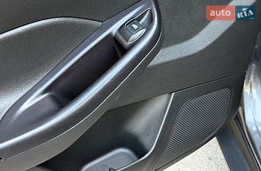 Седан Ford Focus 2015 в Дніпрі