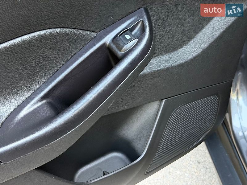 Седан Ford Focus 2015 в Дніпрі