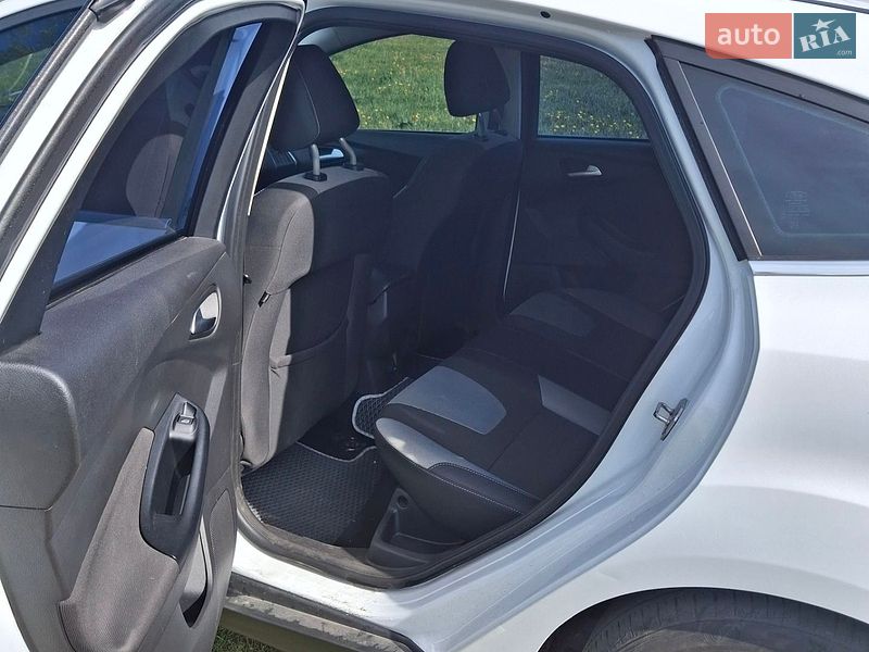Хэтчбек Ford Focus 2012 в Борисполе