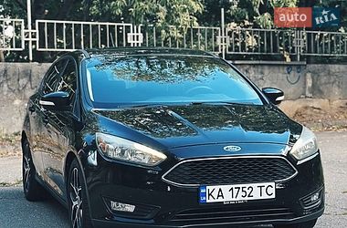 Хэтчбек Ford Focus 2016 в Киеве