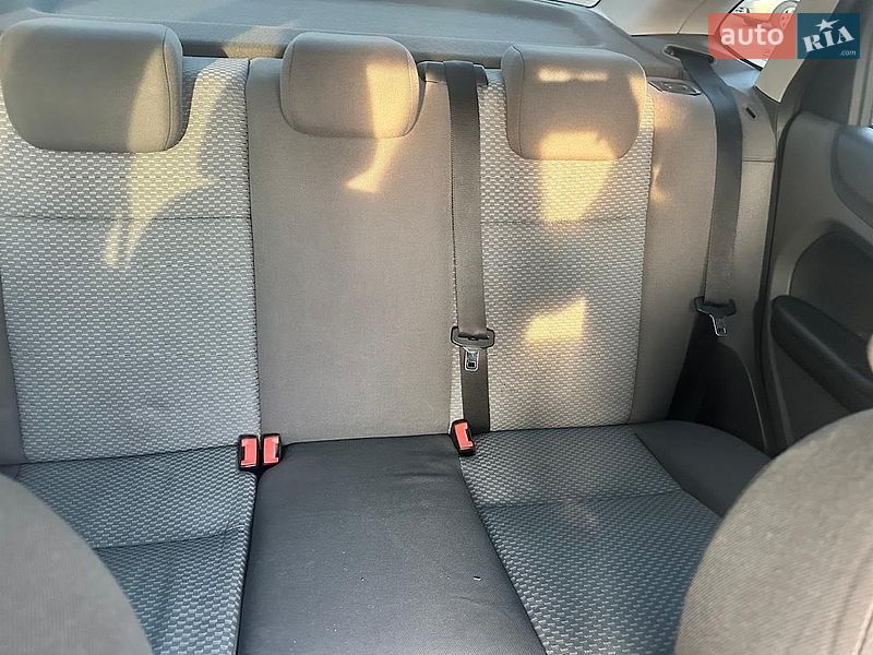 Седан Ford Focus 2007 в Львове