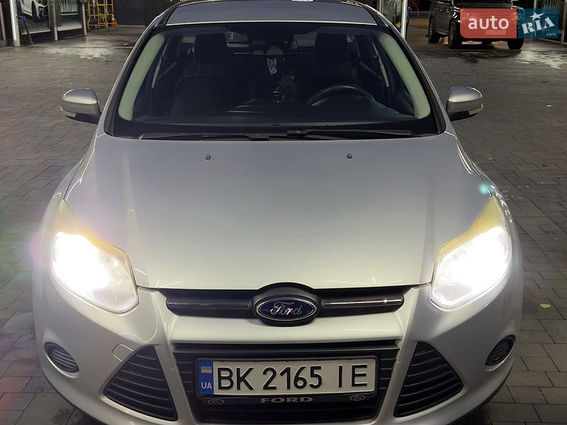 Ford Focus 2011
