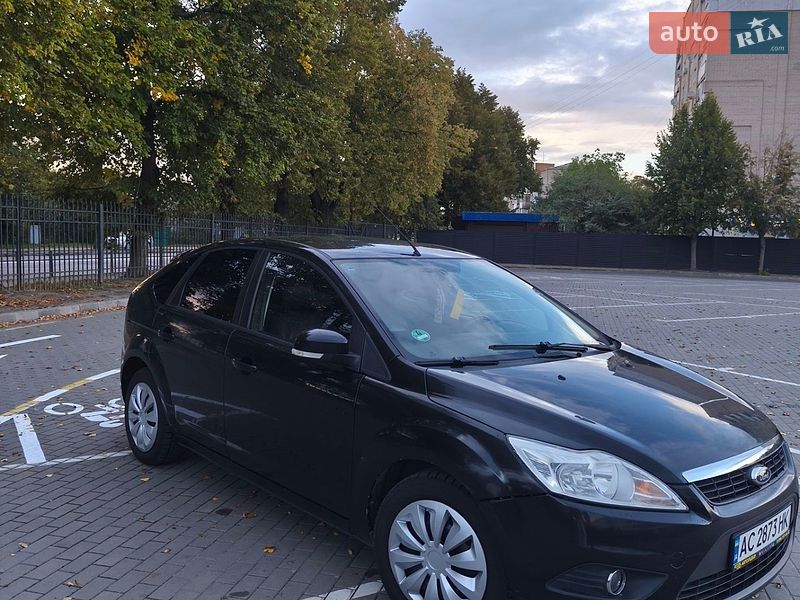 Хэтчбек Ford Focus 2008 в Луцке