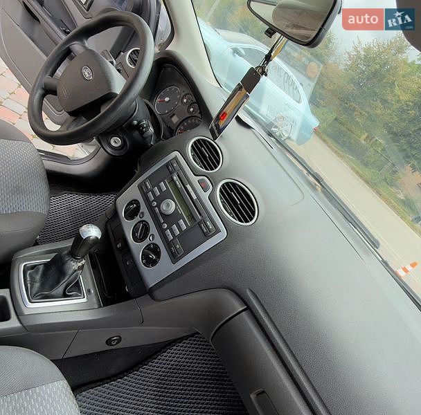 Седан Ford Focus 2005 в Бердичеві фото 12 Седан Ford Focus 2005 в Бердичеві
