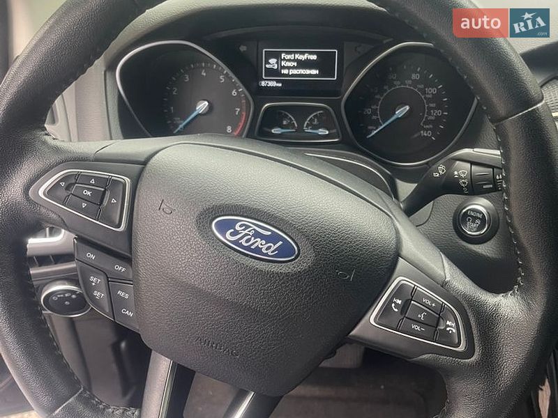 Седан Ford Focus 2015 в Києві