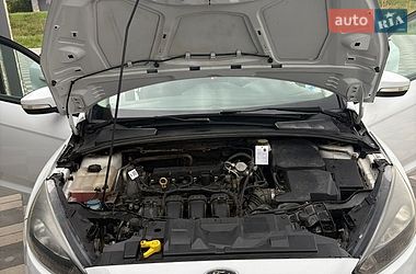 Седан Ford Focus 2017 в Самборі