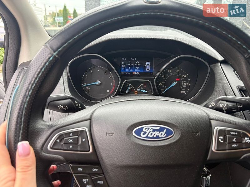 Седан Ford Focus 2017 в Самборі