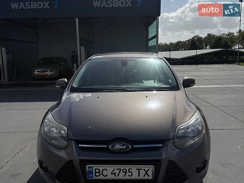 Ford Focus 2011