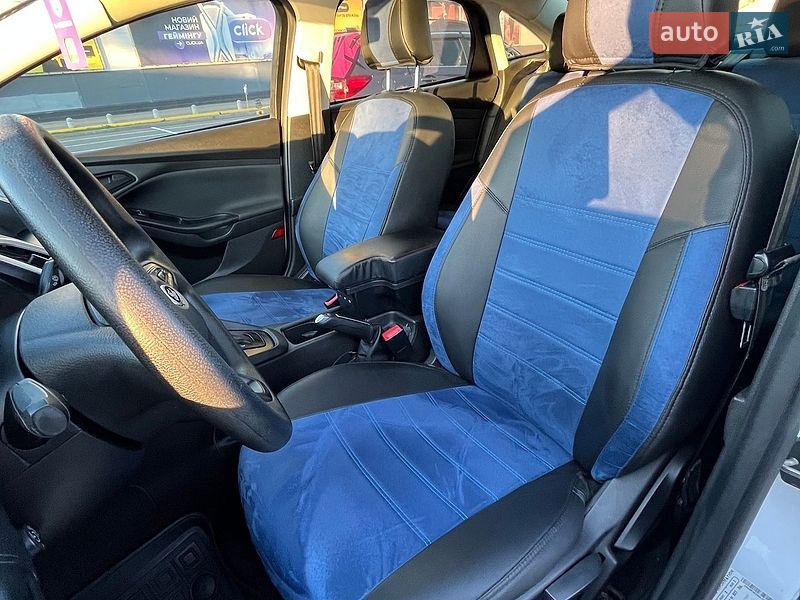 Седан Ford Focus 2015 в Києві