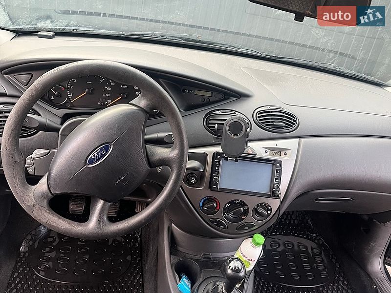 Хэтчбек Ford Focus 2004 в Квасилове фото 34 Хэтчбек Ford Focus 2004 в Квасилове