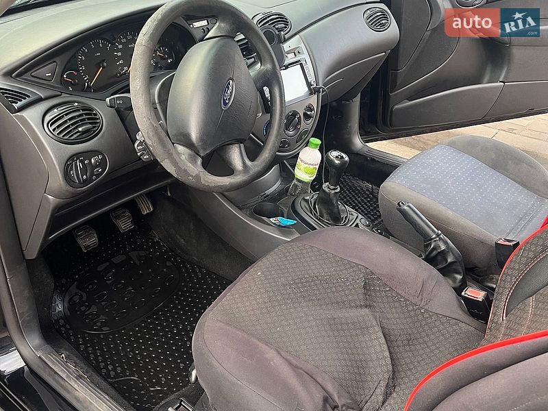 Хэтчбек Ford Focus 2004 в Квасилове фото 37 Хэтчбек Ford Focus 2004 в Квасилове