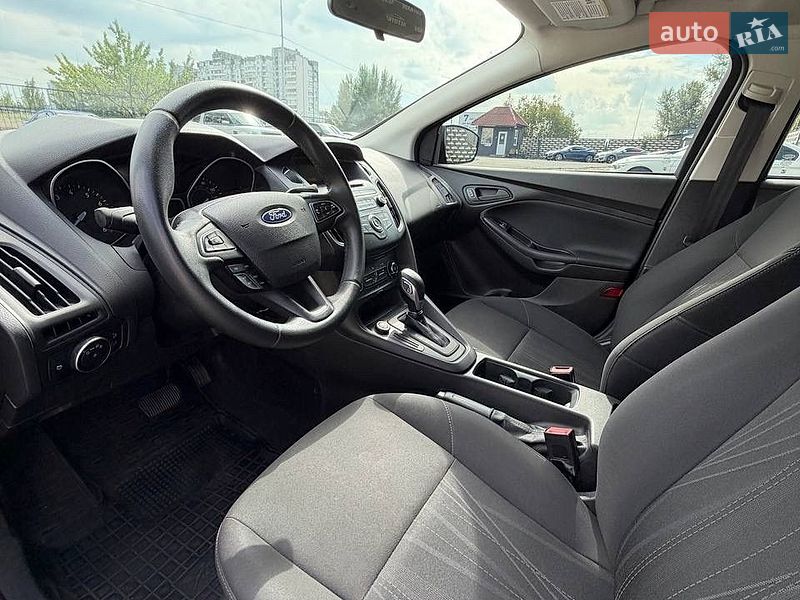 Седан Ford Focus 2015 в Киеве
