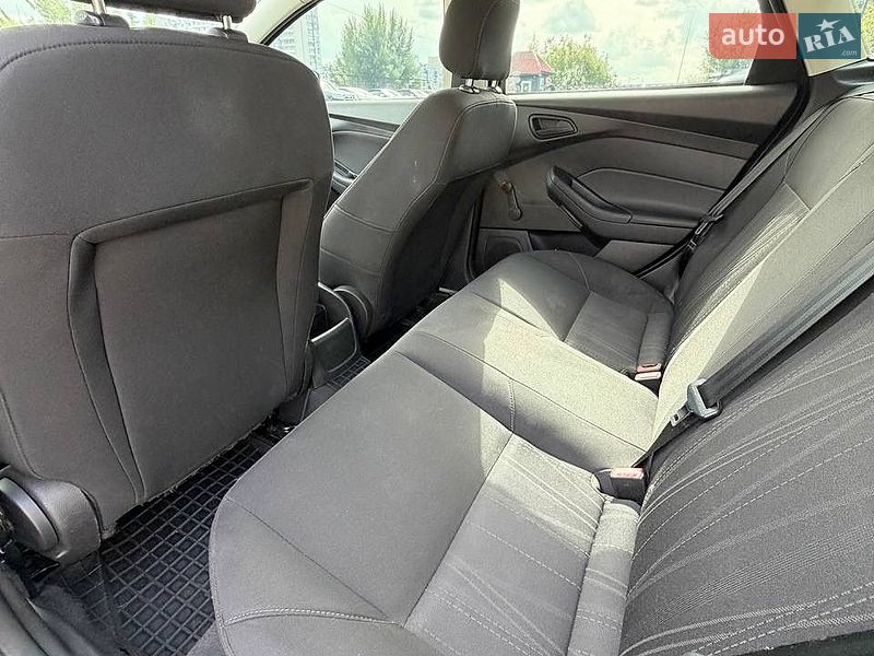Седан Ford Focus 2015 в Киеве