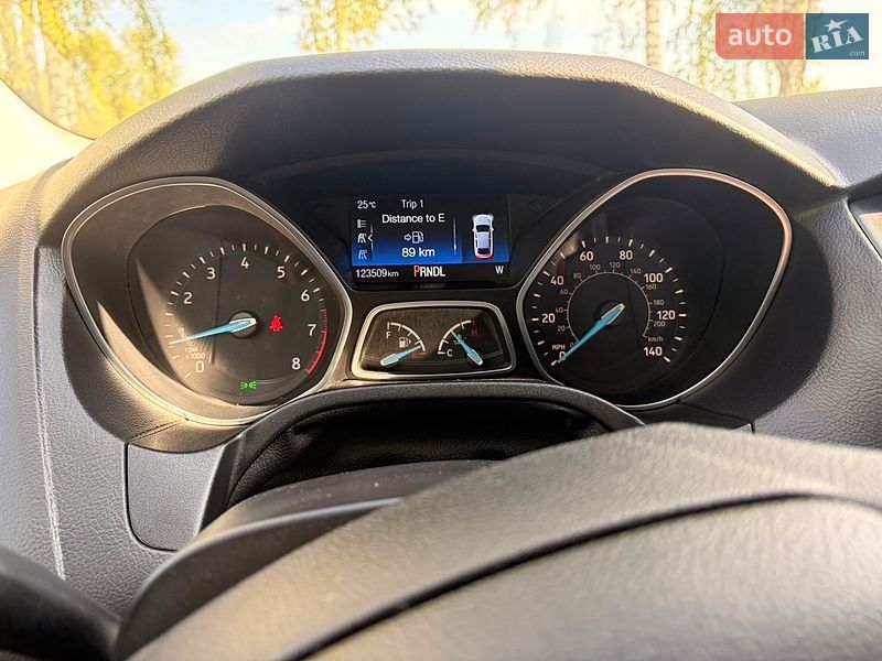 Хэтчбек Ford Focus 2017 в Киеве