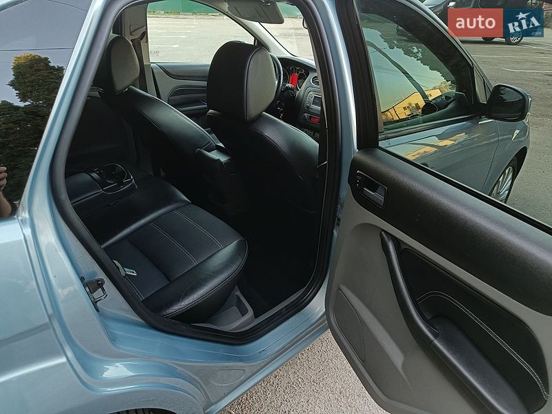 Хетчбек Ford Focus 2008 в Дубні фото 32 Хетчбек Ford Focus 2008 в Дубні