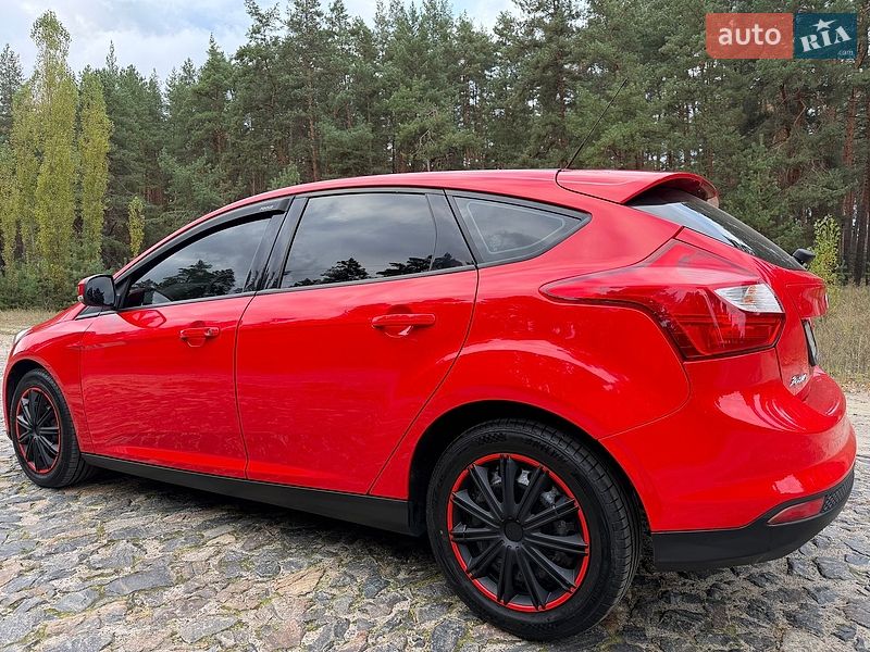 Хетчбек Ford Focus 2013 в Охтирці