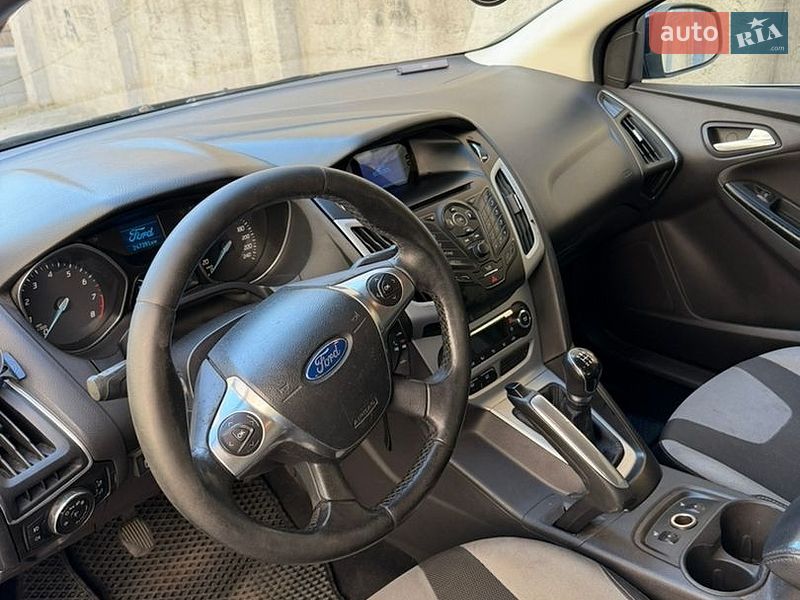 Седан Ford Focus 2012 в Киеве