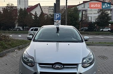 Хэтчбек Ford Focus 2011 в Ивано-Франковске