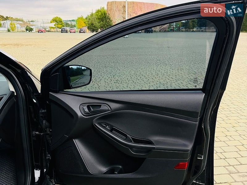Седан Ford Focus 2017 в Одессе