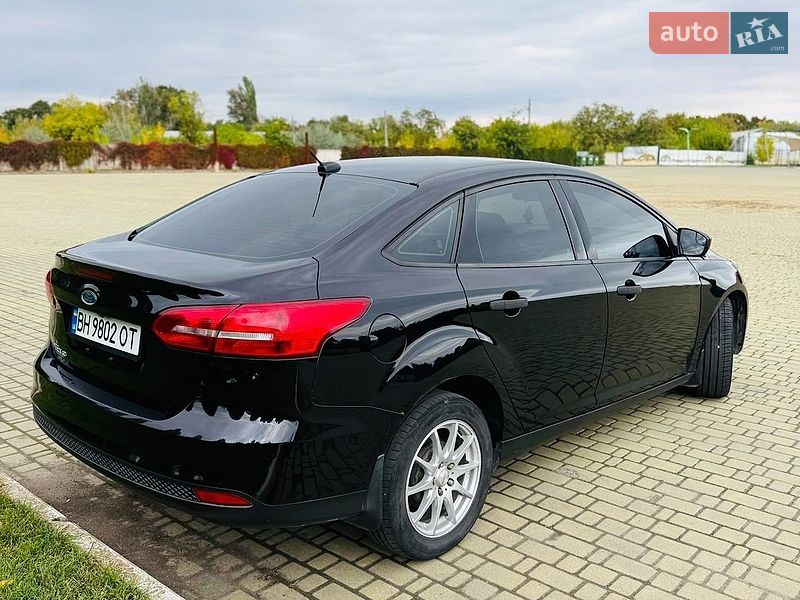 Седан Ford Focus 2017 в Одессе