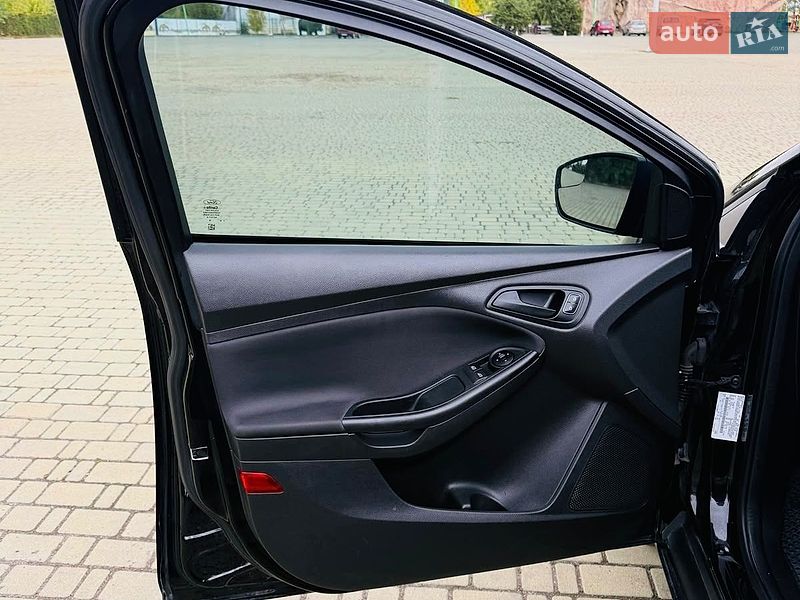 Седан Ford Focus 2017 в Одессе