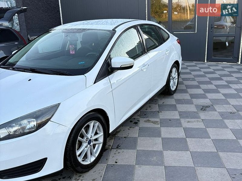 Седан Ford Focus 2017 в Самборі