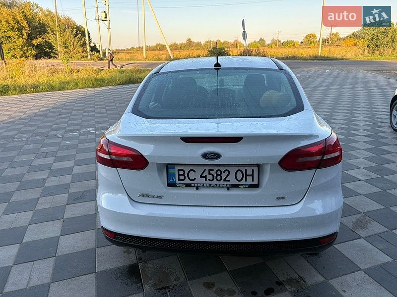 Седан Ford Focus 2017 в Самборі