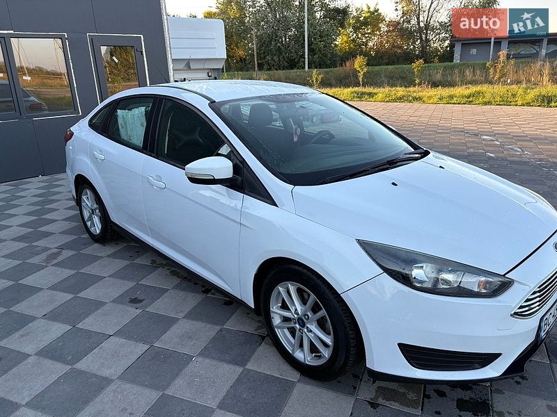 Седан Ford Focus 2017 в Самборі