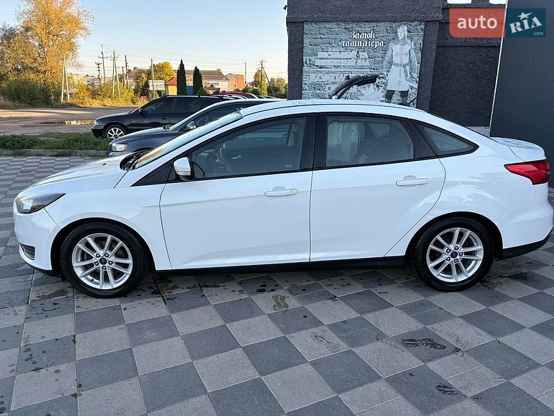 Седан Ford Focus 2017 в Самборі