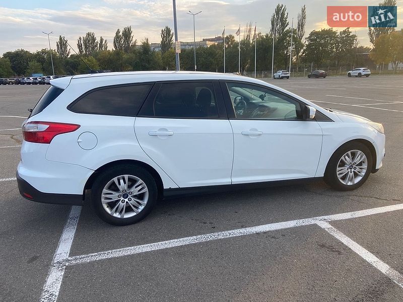 Універсал Ford Focus 2011 в Дніпрі