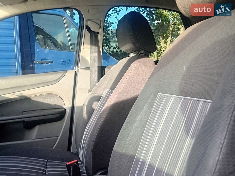 Хэтчбек Ford Focus 2008 в Черновцах