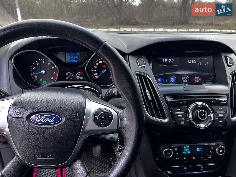 Універсал Ford Focus 2014 в Дніпрі