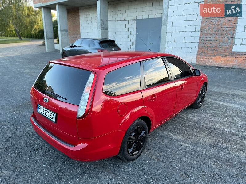 Универсал Ford Focus 2010 в Хмельницком