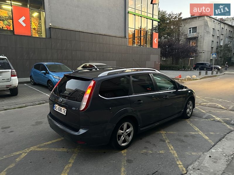 Универсал Ford Focus 2010 в Львове