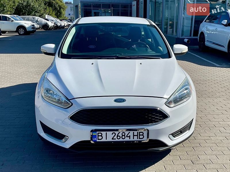 Хэтчбек Ford Focus 2015 в Полтаве фото 2 Хэтчбек Ford Focus 2015 в Полтаве