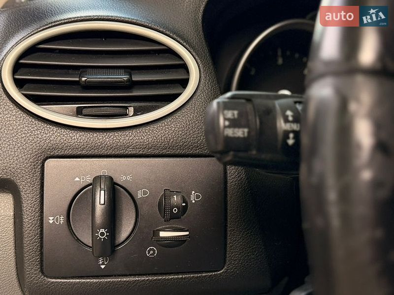 Універсал Ford Focus 2008 в Звягелі фото 13 Універсал Ford Focus 2008 в Звягелі