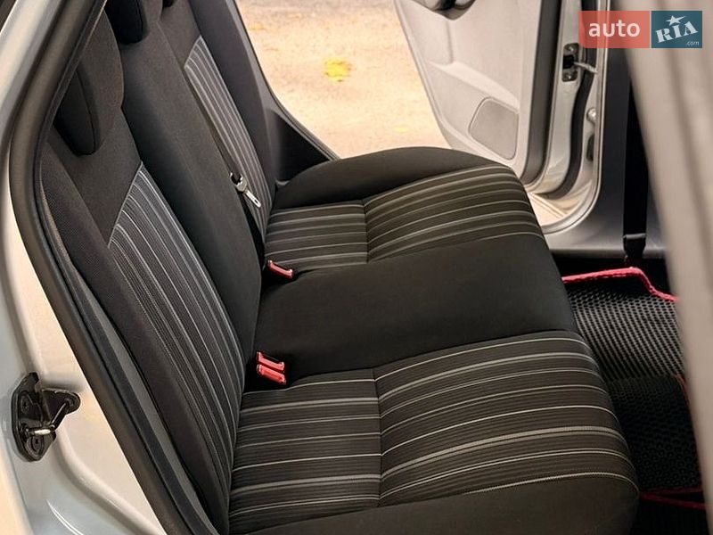 Універсал Ford Focus 2008 в Звягелі фото 18 Універсал Ford Focus 2008 в Звягелі
