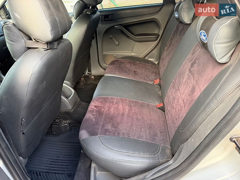 Хетчбек Ford Focus 2007 в Вінниці фото 22 Хетчбек Ford Focus 2007 в Вінниці