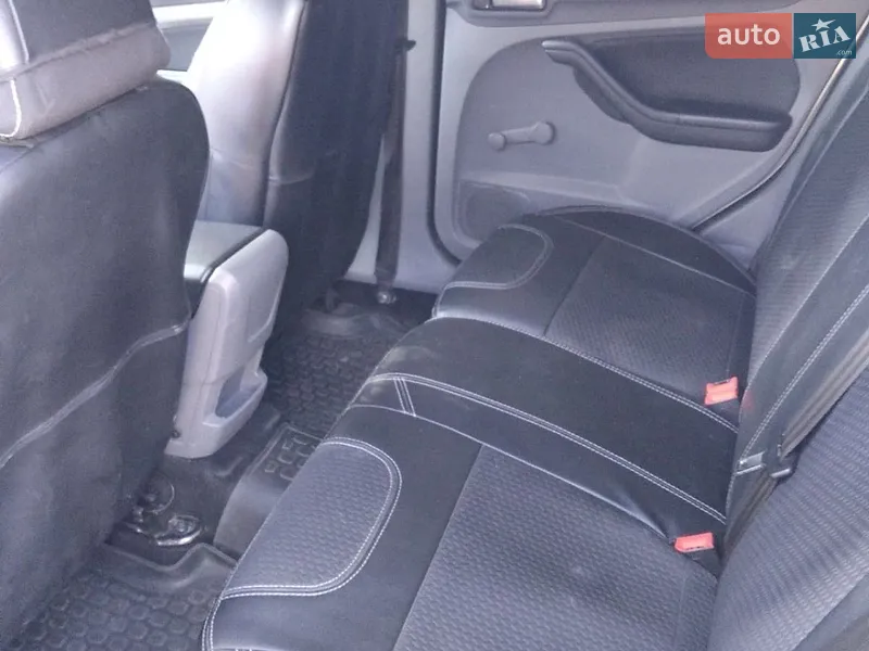 Ford Focus 2010