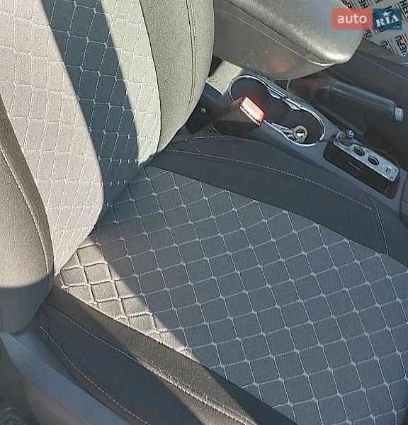 Хэтчбек Ford Focus 2004 в Чернигове фото 18 Хэтчбек Ford Focus 2004 в Чернигове