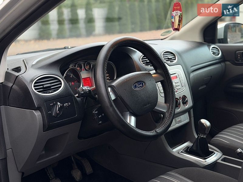 Универсал Ford Focus 2008 в Жовкве