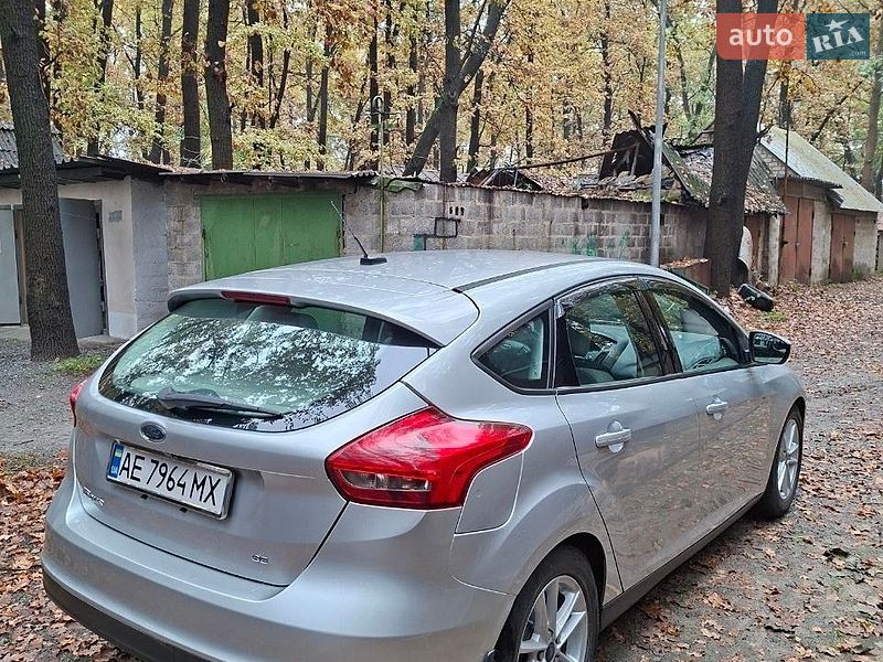 Хэтчбек Ford Focus 2017 в Днепре