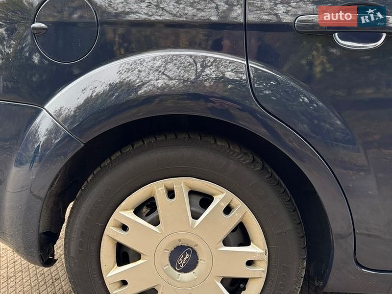 Хэтчбек Ford Focus 2011 в Первомайске