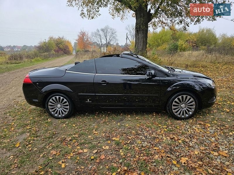 Кабриолет Ford Focus 2008 в Дрогобыче