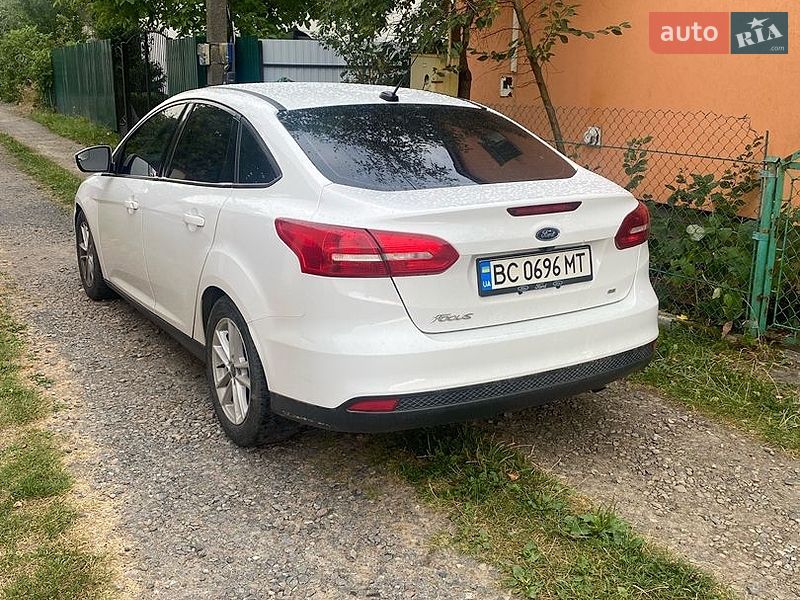 Седан Ford Focus 2017 в Львові
