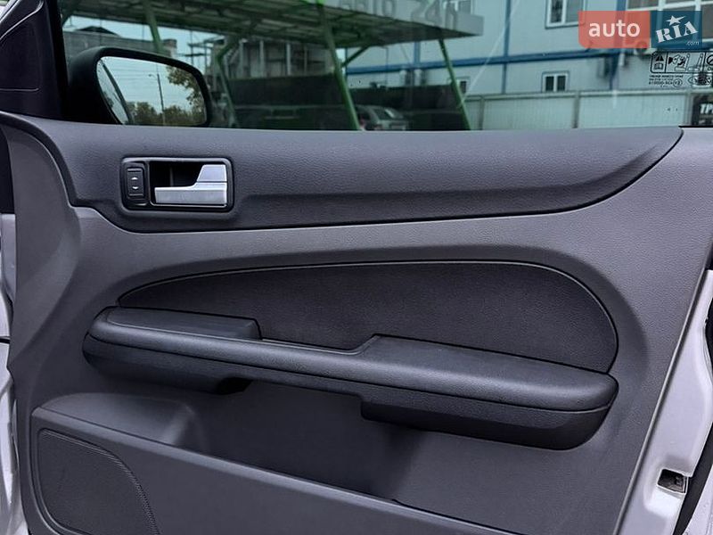 Хэтчбек Ford Focus 2007 в Чернигове