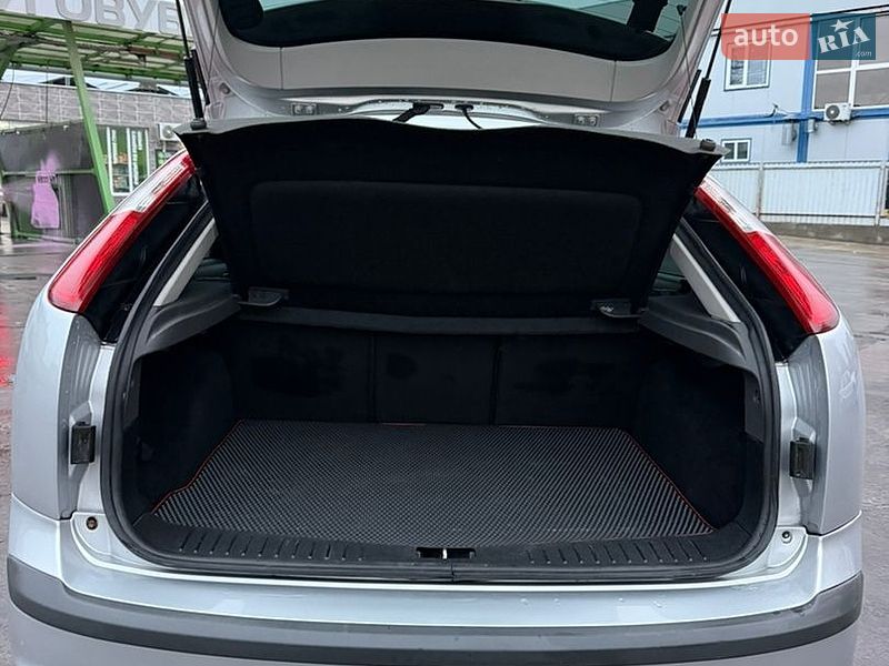 Хэтчбек Ford Focus 2007 в Чернигове