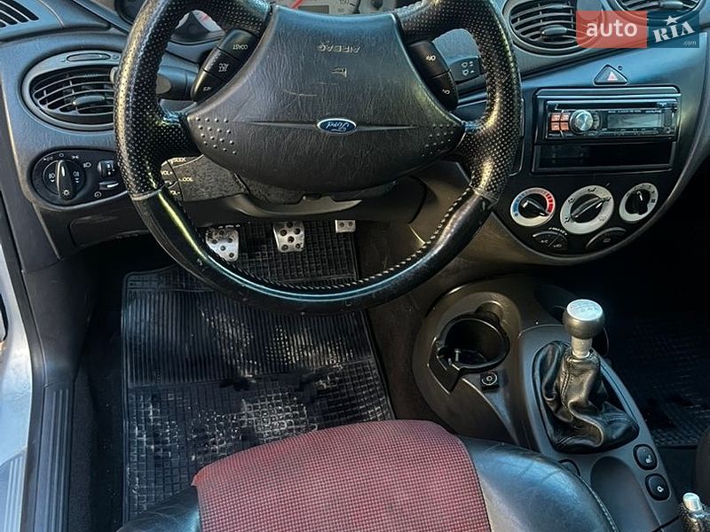 Хетчбек Ford Focus 2003 в Києві