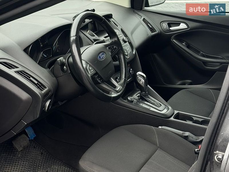 Седан Ford Focus 2015 в Самборе